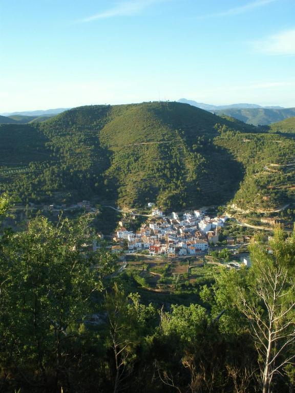 Hotel Restaurante Vinas Viejas Fuentes de Ayódar Екстериор снимка