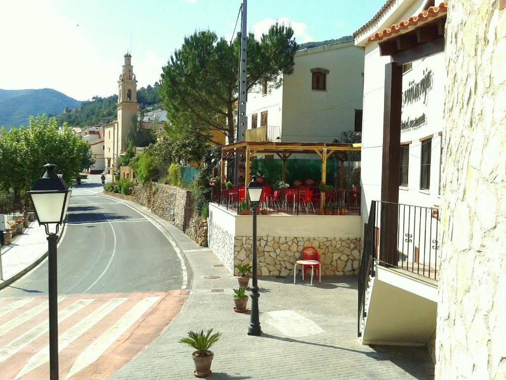 Hotel Restaurante Vinas Viejas Fuentes de Ayódar Екстериор снимка